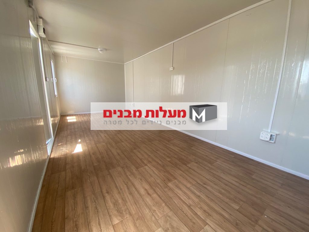 משרד נייד 7/3 מ' אולם